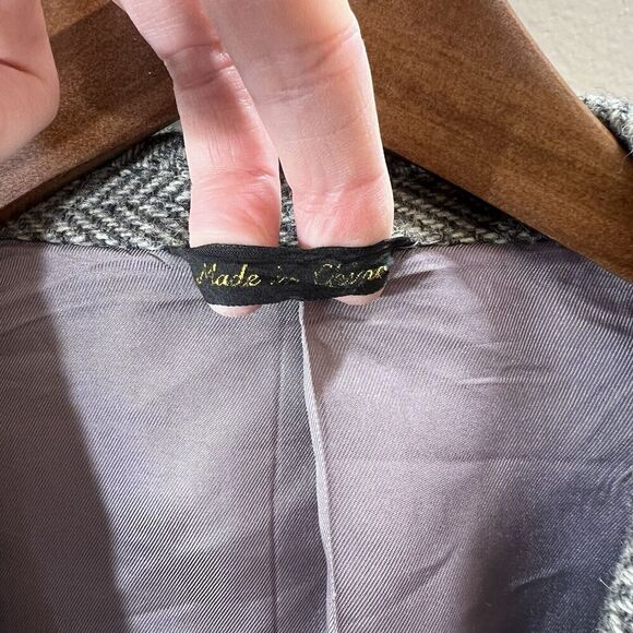 Jordache Men’s Vintage Wool Herringbone Blazer Size 44R Gray Business Academic - Picture 3 of 10